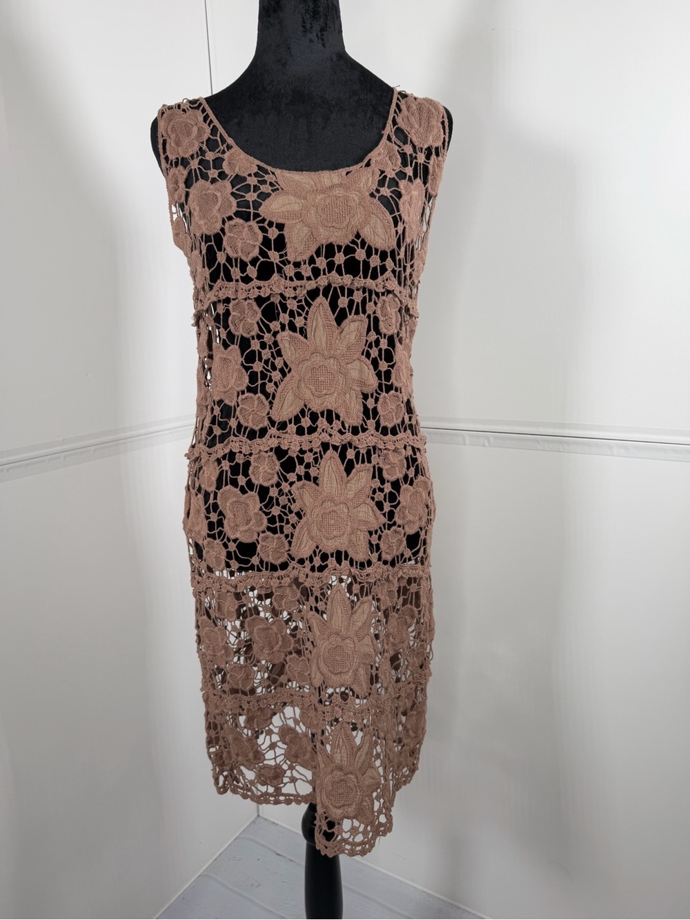 Solitaire Taupe Crochet Lace Sleeveless Dress Coverup Size Small